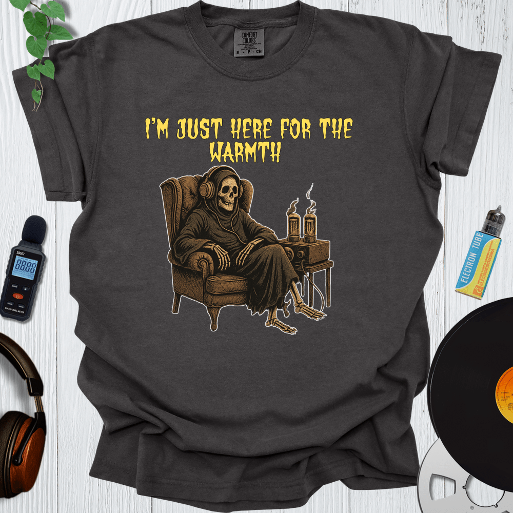 Printify T-Shirt Pepper / S I'm just here for the warmth